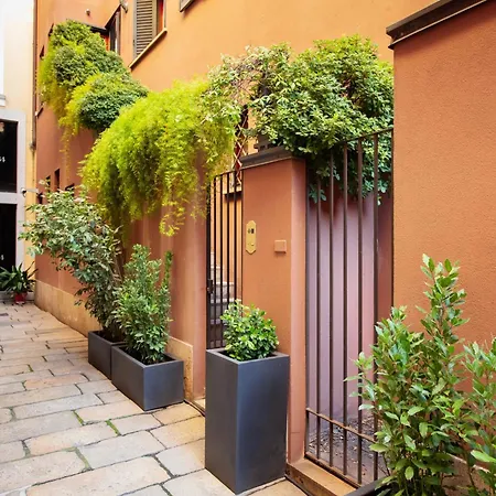 Spiga Duplex Suites By Montenapoleone Living Milan Exterior photo